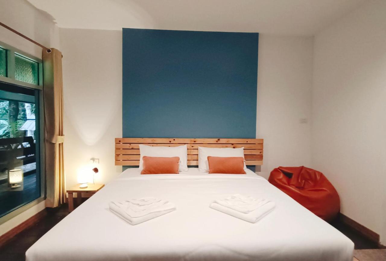 Nua Tone Resort Bang Tao & Cafe Экстерьер фото